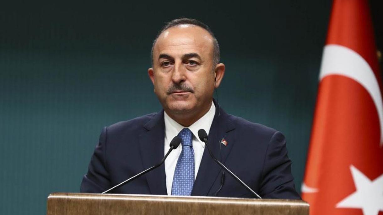 Crise de visa: Cavusoglu passe à l’action pour les stars américaines du Festival du film d’Antalya