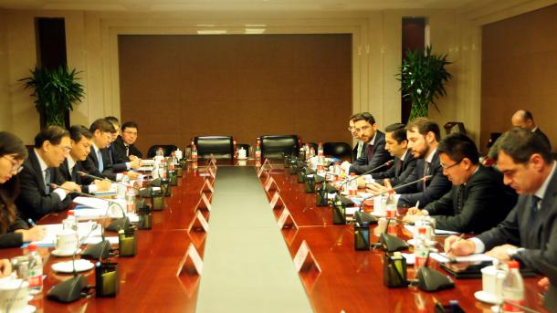 土耳其能源部长访问中国讨论核能与可再生能源