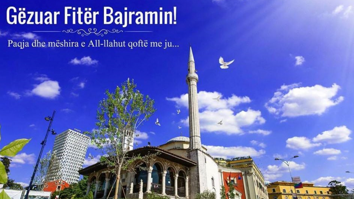 Në Shqipëri kremtohet festa e Fitër Bajramit