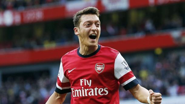 Arsenal – Mesut Ozil: Rinovoj kontratën nëse qëndron trajneri Wenger