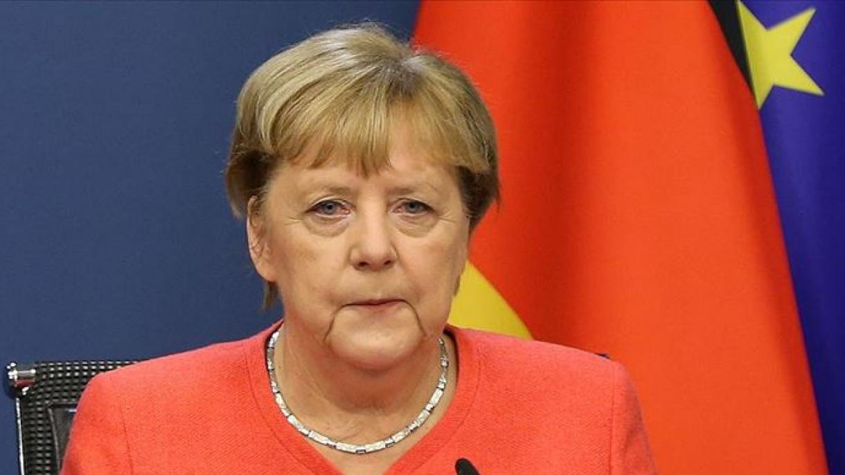 Merkel: “En diciembre la UE y Turquía negociará la eliminación de las restricciones de visado”
