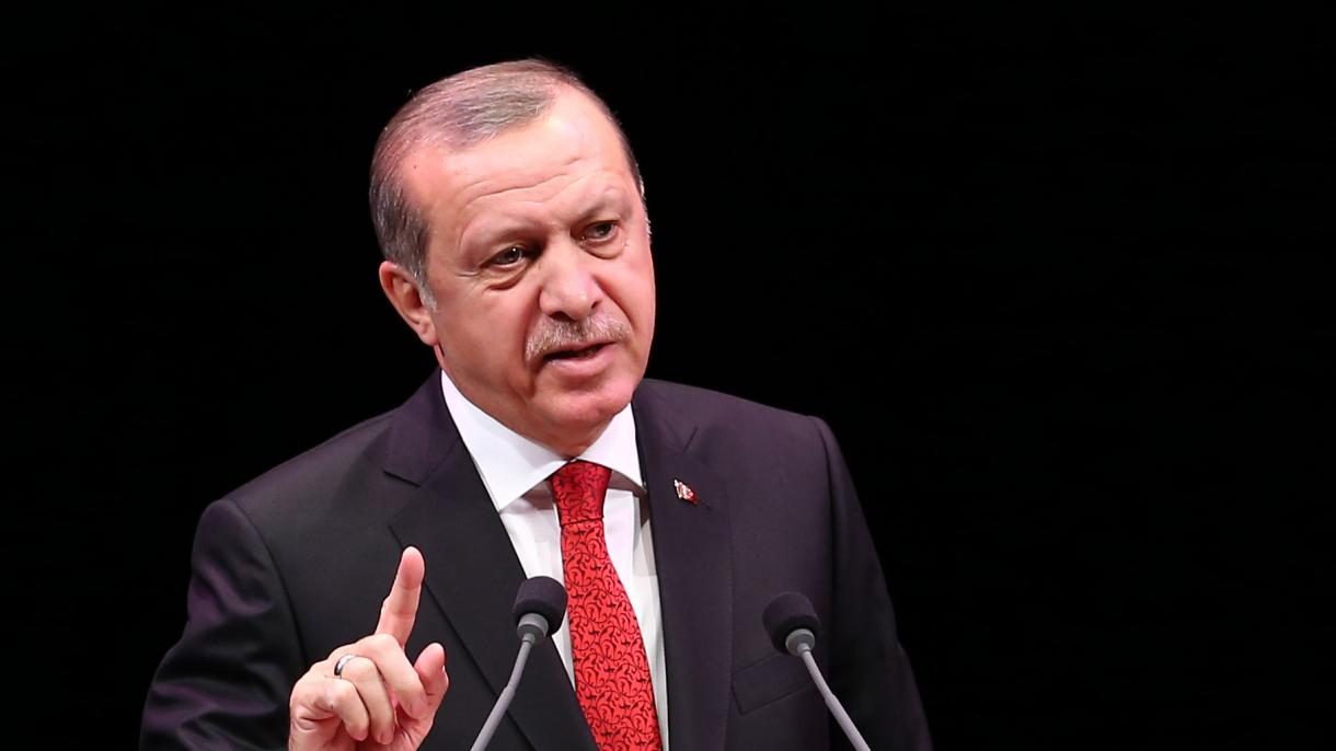 Erdogan: “Si un leader se cache derrière un rocher, le peuple se cachera derrière une montagne”