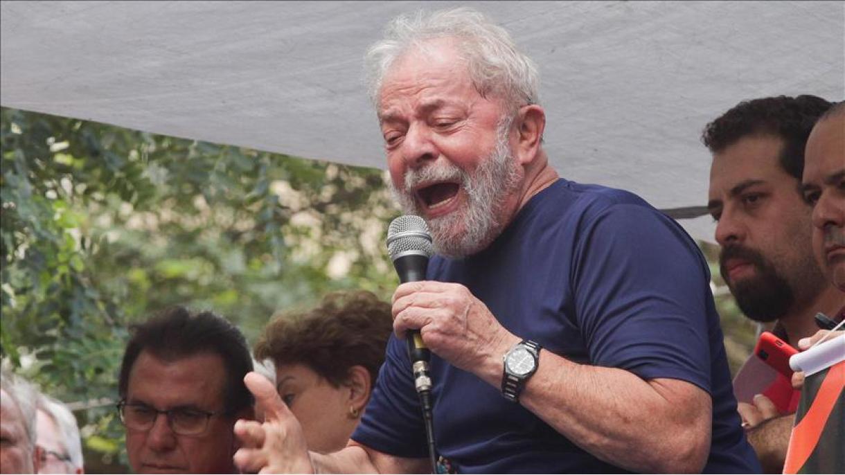 No Brasil, Lula da Silva foi condenado por um novo caso de corrupção