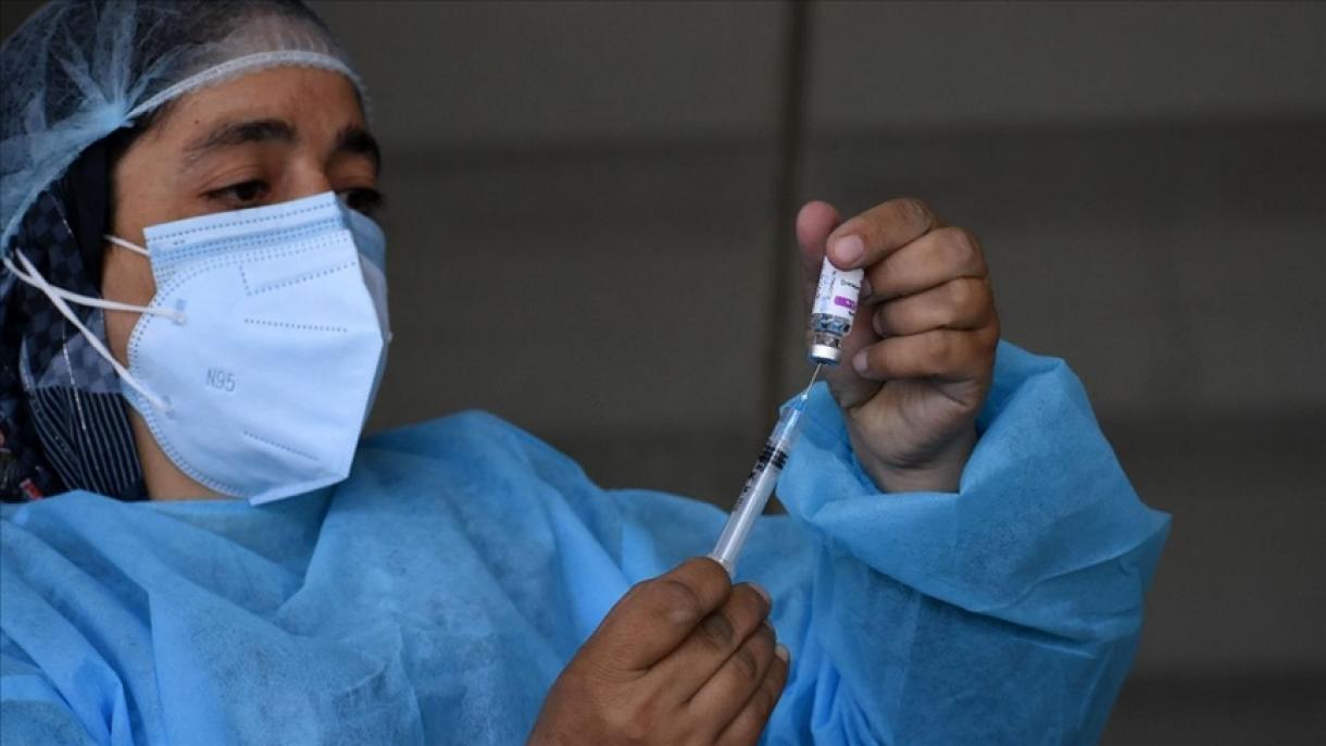 Броят на ваксините срещу Ковид-19 приложени в Турция надхвърли 31 милиона...