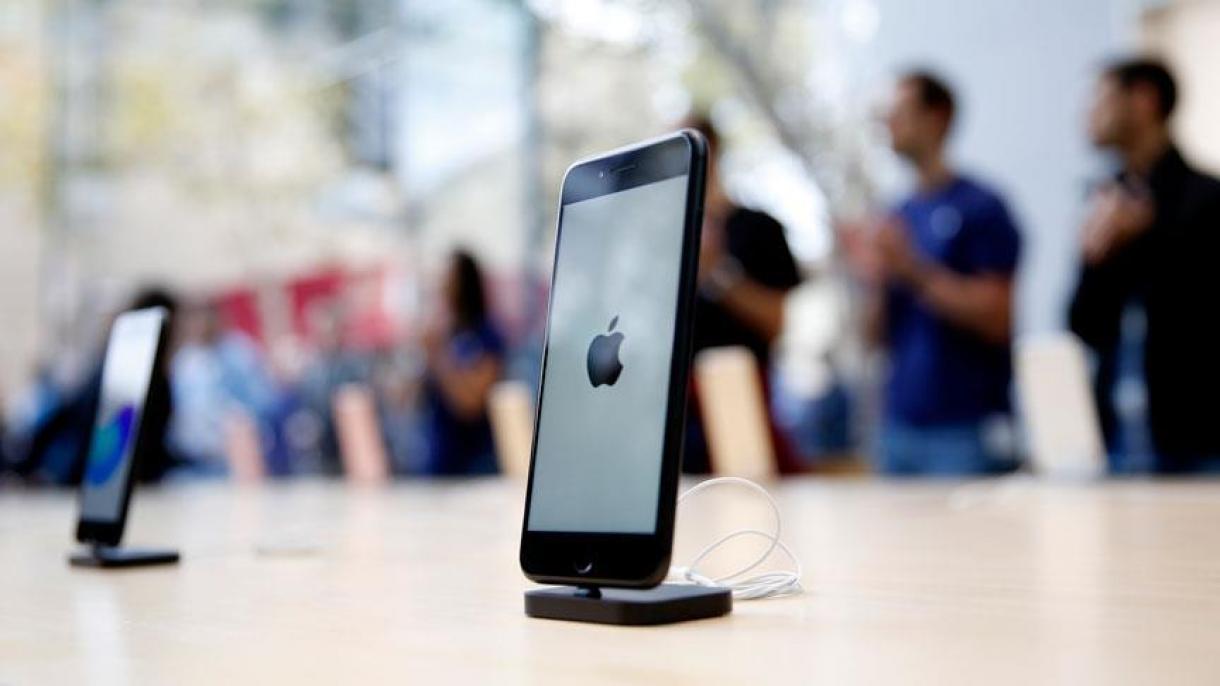 La fiscalía de París abre una investigación contra Apple