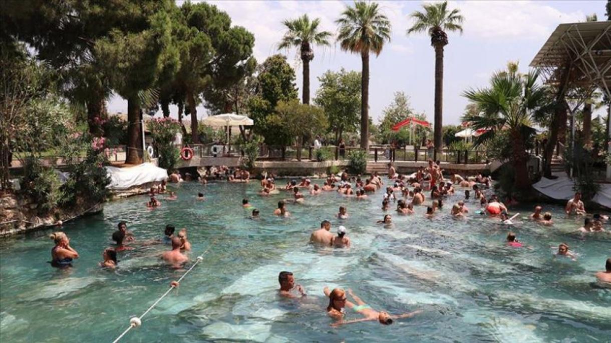 pamukkale antik havuz.jpg