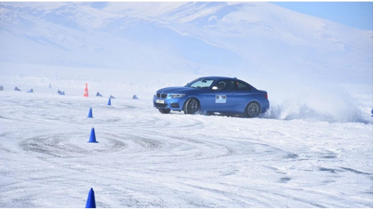 La educación de drift sobre hielo