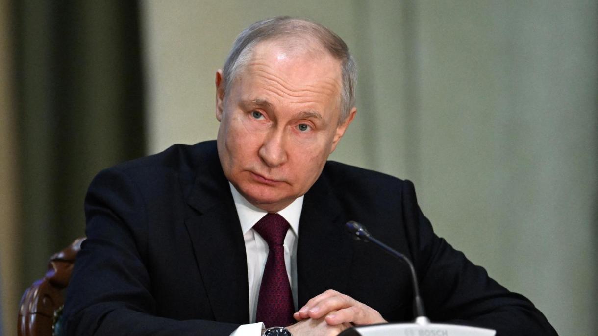 پوتین: روسیه با جنگ تحریم‌ها مواجه است