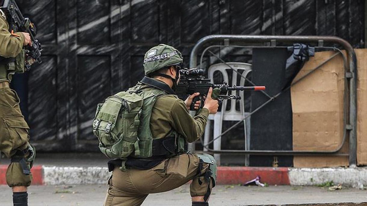 سربازان اسرائیل 2 فلسطینی را در نزدیکی قدس مورد هدف قرار دادند