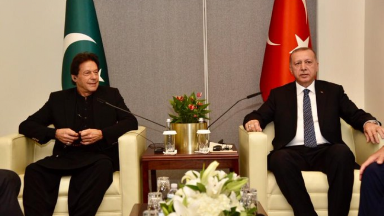 وزیر اعظم عمران خان سے صدر رجب طیب ایردوان کی ملاقات، کشمیر کی صورتِ حال پر بات چیت
