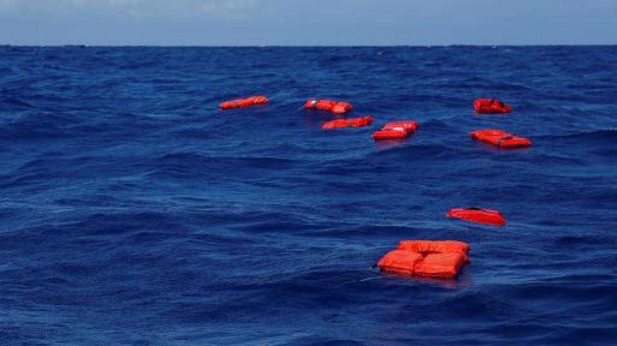 مرگ 4 نفر در پی غرق شدن قایق مهاجرین در آب‌های لیبی