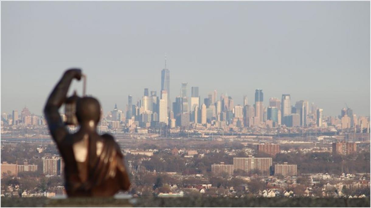 Coronavirus, New York bilancio piu' pesante di quello degli attacchi dell'11 settembre