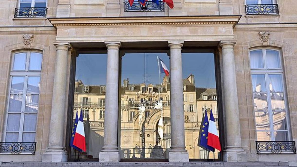 فىرانسىيەدە بىر شەھەرلىك ھۆكۈمىتى مۇسۇلمان ئاياللارغا ئايرىمچىلىق قىلدى