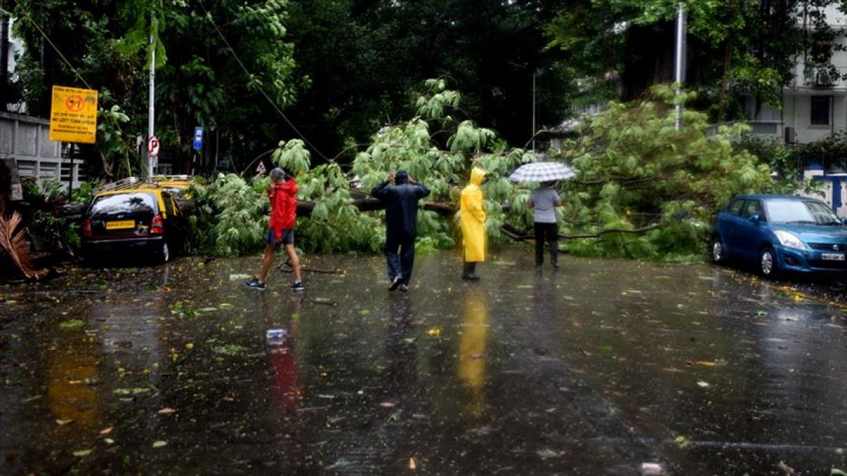 صاعقه در هندوستان جان 23 نفر را گرفت