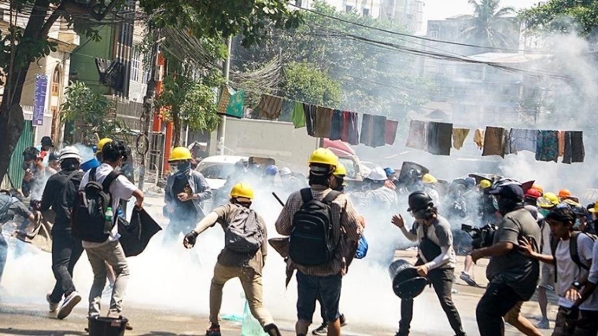 12 dövlət Myanmar ordusunun hərəkətlərini qınadı