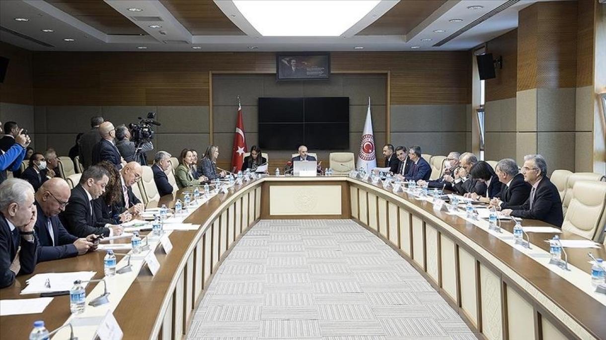 کمیسیون روابط خارجی پارلمان تورکیه عضویت فنلاند در ناتو را تایید کرد