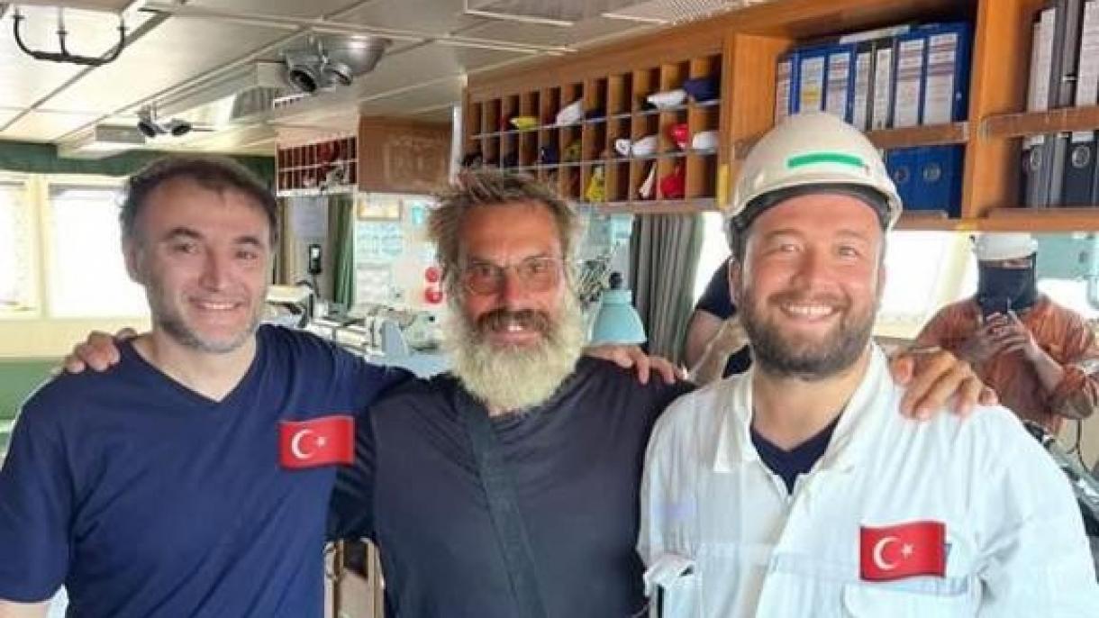 Un aventurier francez a fost salvat în Oceanul Atlantic de marinarii turci