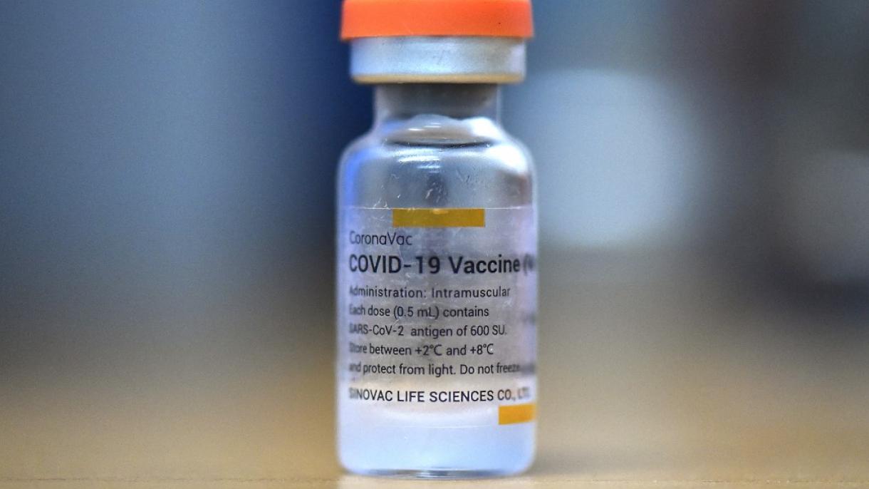 A Universidade de Hacettepe anuncia que a eficácia da vacina Sinovac é de 83,5%