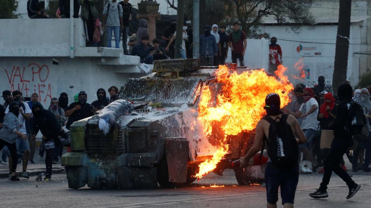 Συνεχίζονται οι διαδηλώσεις κατά της κυβέρνησης στη Χιλή