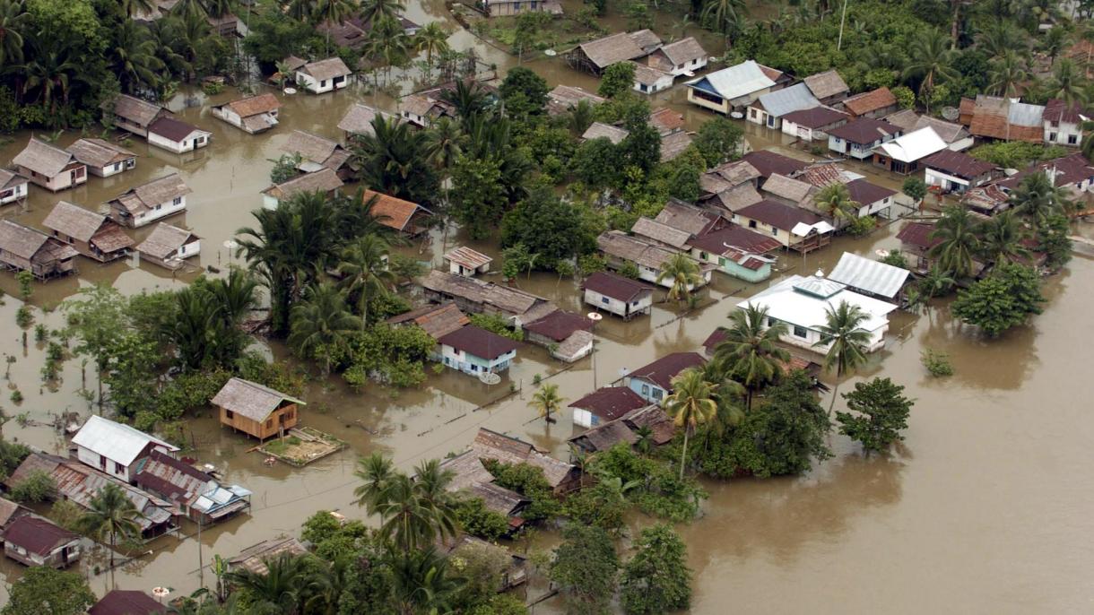 اندونزیاده طبیعی آفت عاقبتیده کوپلب کیشی حیاتینی یوقاتدی