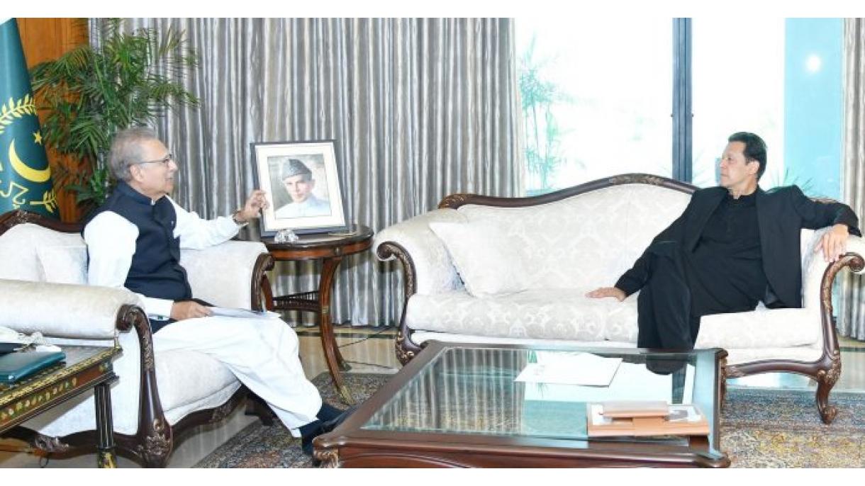 وزیراعظم عمران خان اورصدرمملکت عارف علوی کے درمیان ملاقات میں ملک کی تازہ ترین صورتِ حال پر غور