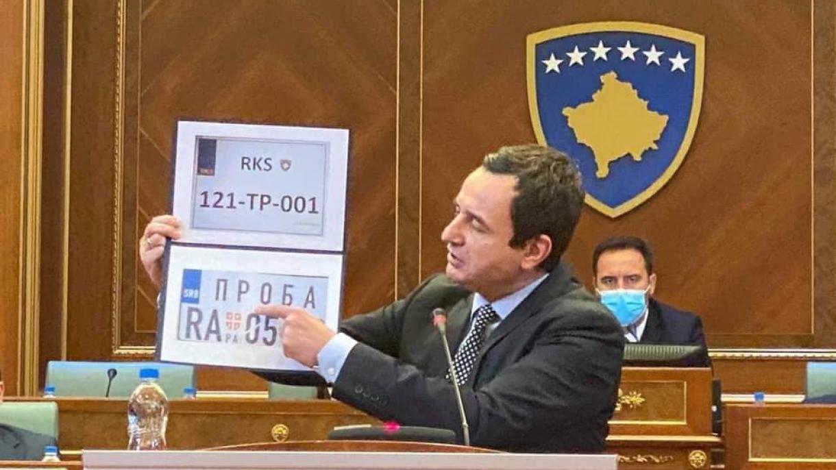 Albin Kurti_Kosova_yeni plakalar.jpg