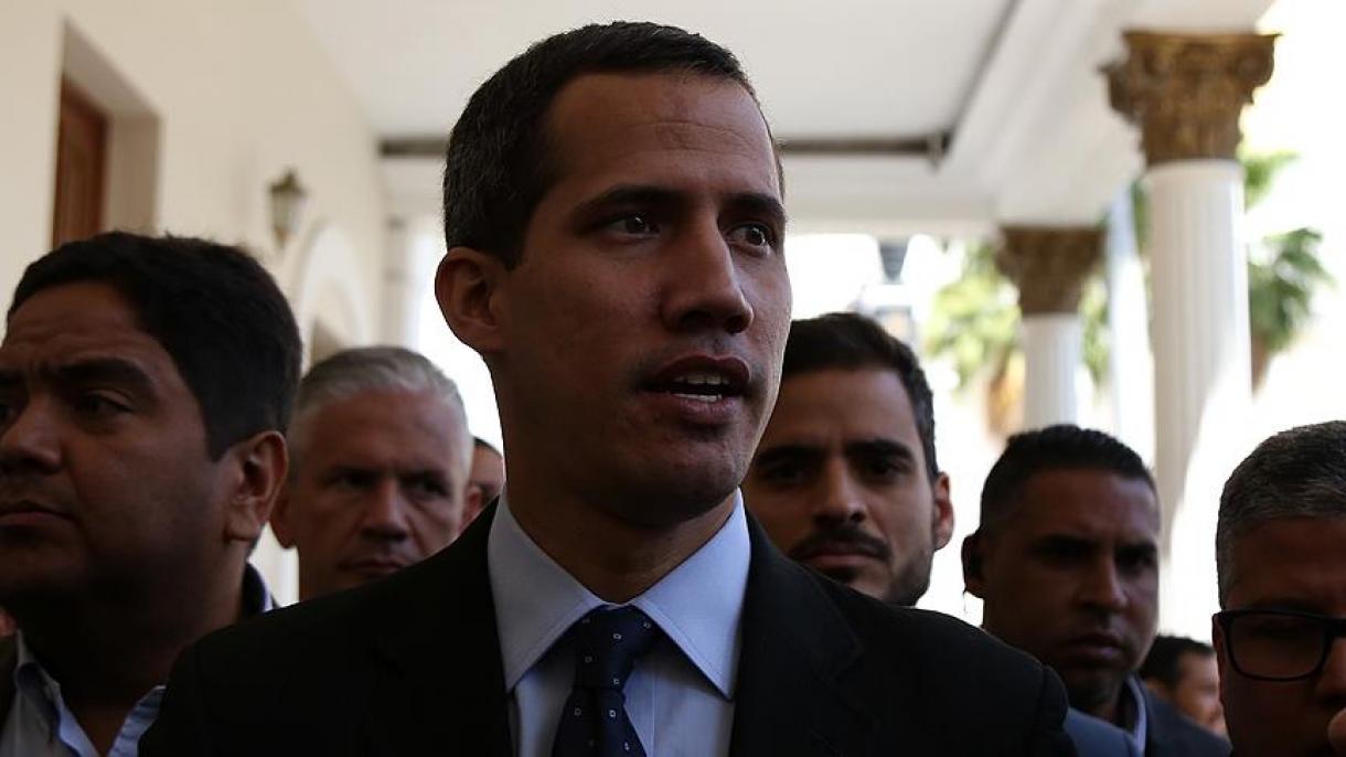 Parlamento Europeu decide reconhecer o líder da oposição na Venezuela Guaidó