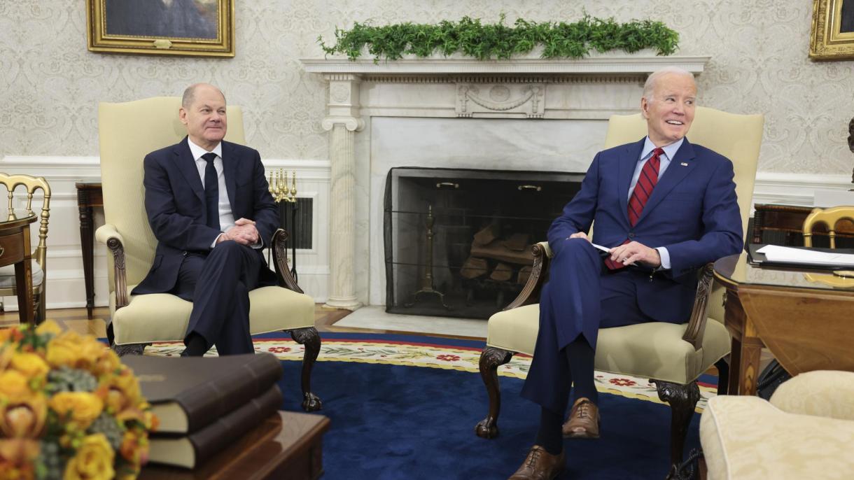 Ukrajna támogatásáról tárgyalt Biden és Scholz