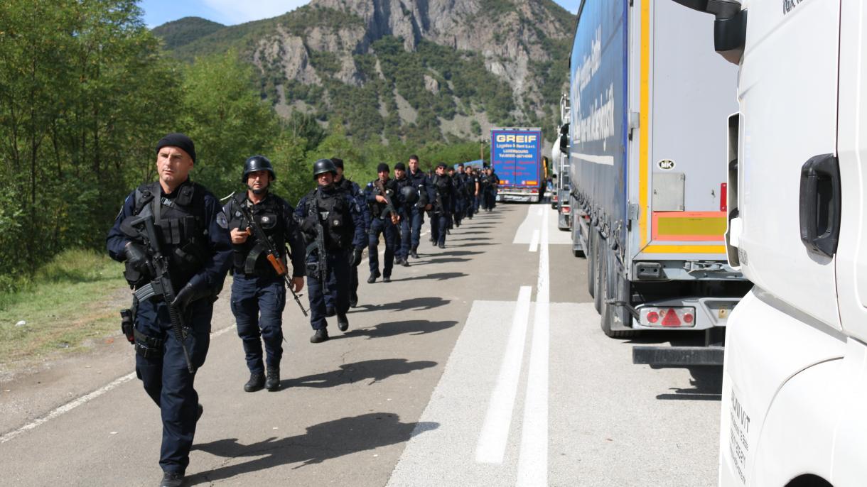 Na severu Kosova barikadama bez ekscesa, očekuje se mirno rešenje