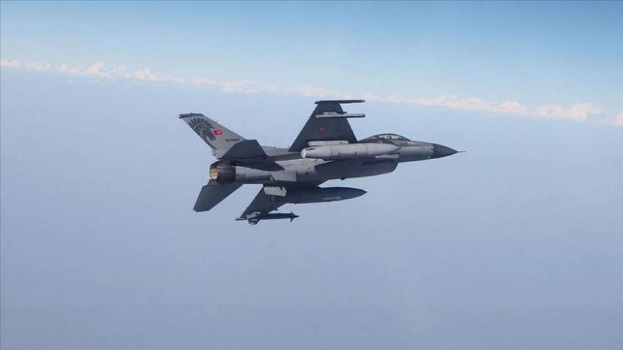 土耳其武装部队空袭伊拉克北部歼灭2名恐怖分子