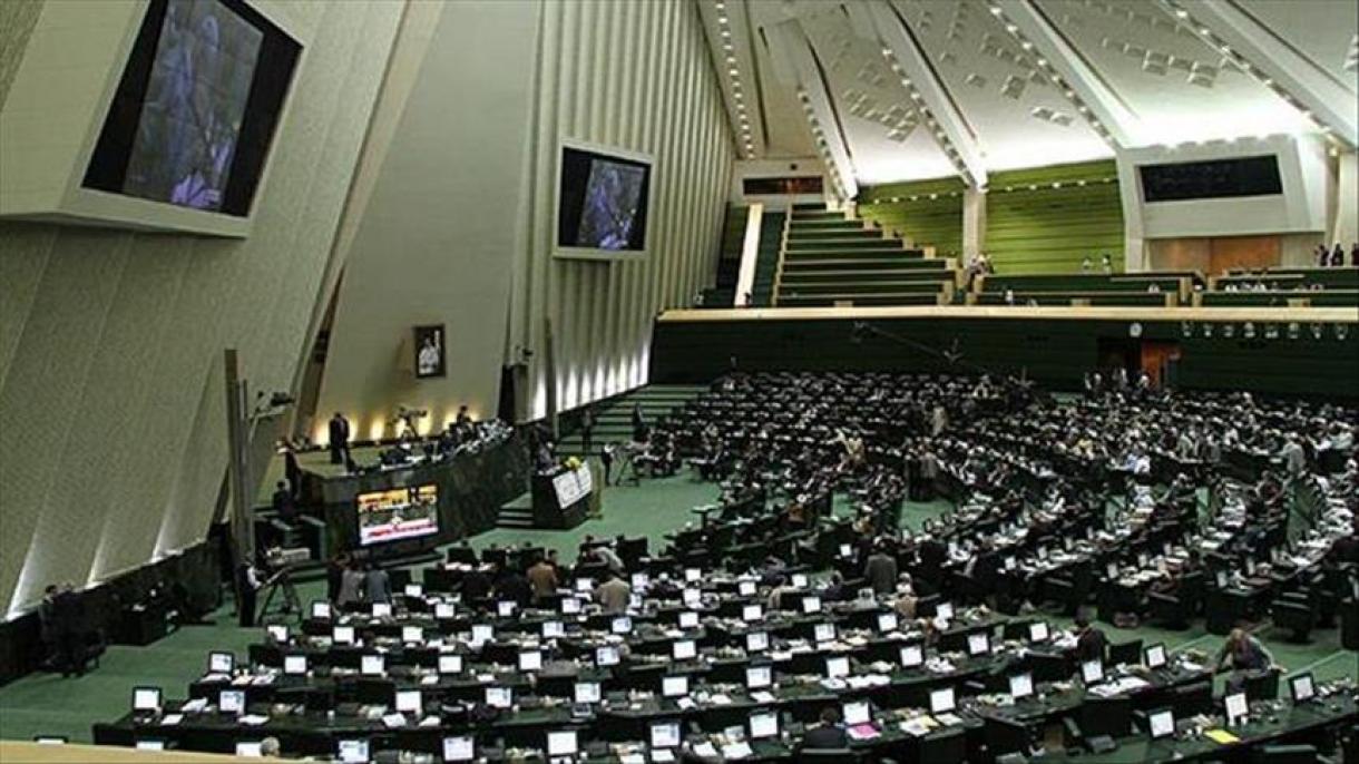 تنش‌ بین دولت و مجلس ایران بر سر مصوبه اقدام راهبردی لغو تحریم‌ها ادامه دارد