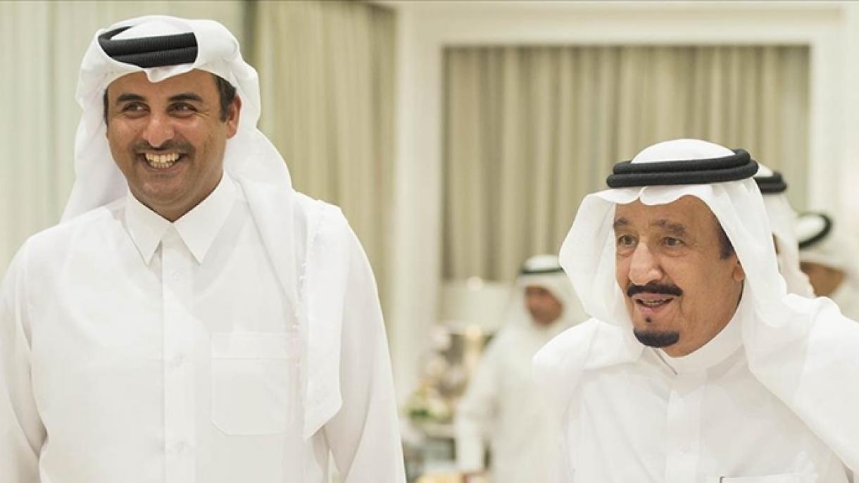 Емирът на Катар Ал Тани разговаря със саудитския крал Салман