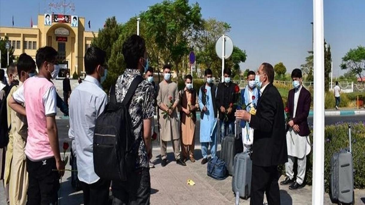 ایران 1500 دانشجوی افغان جذب میکند