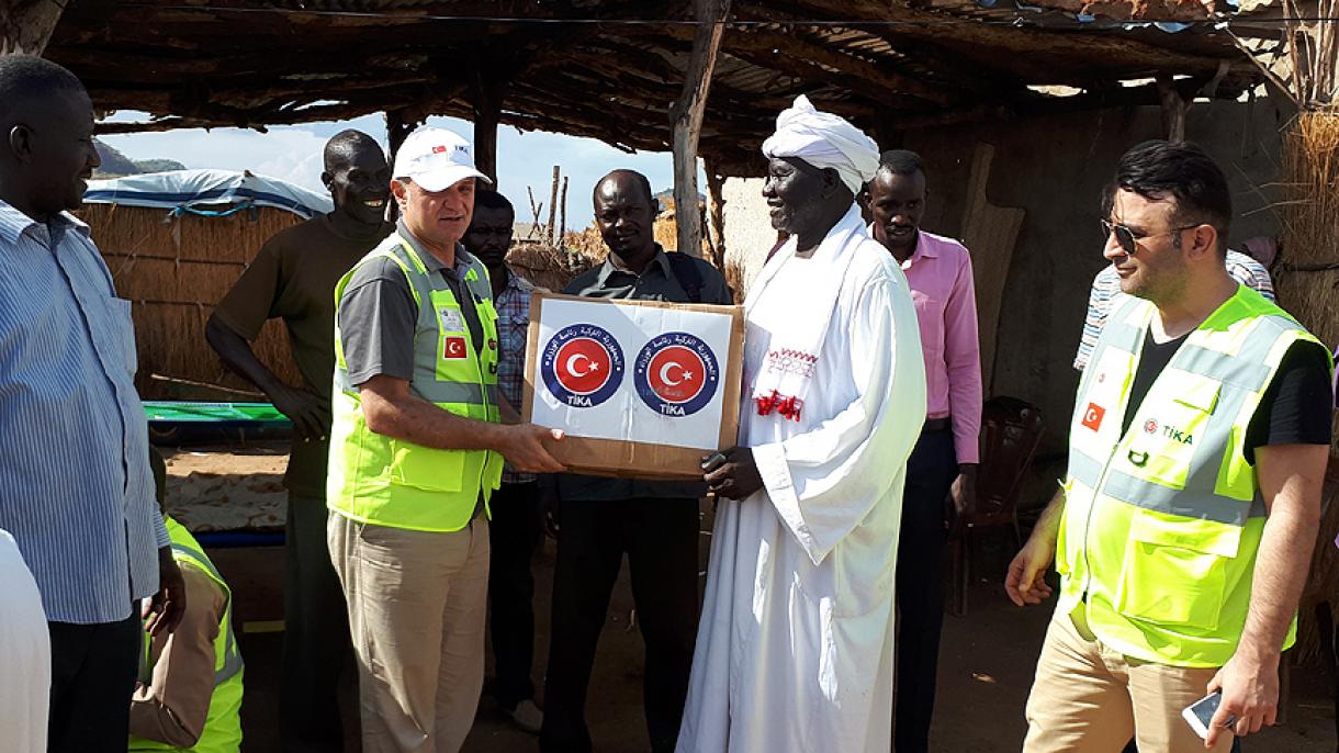توزیع 2 هزار بسته مواد غذایی در سودان توسط ترکیه