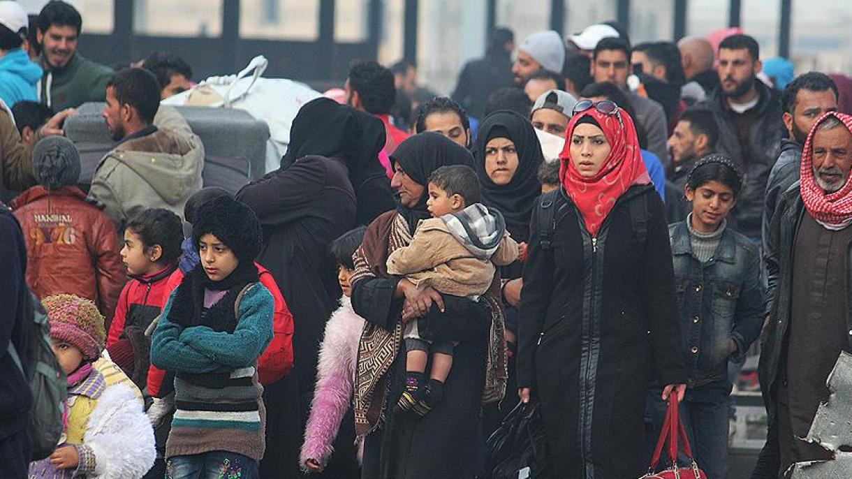 Suriye Vaer semtinden ikinci tahliye kafilesi ayrıldı.jpg
