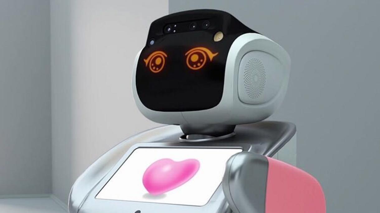 Το ανθρωποειδές ρομπότ Sanbot σε έκθεση πληροφορικής