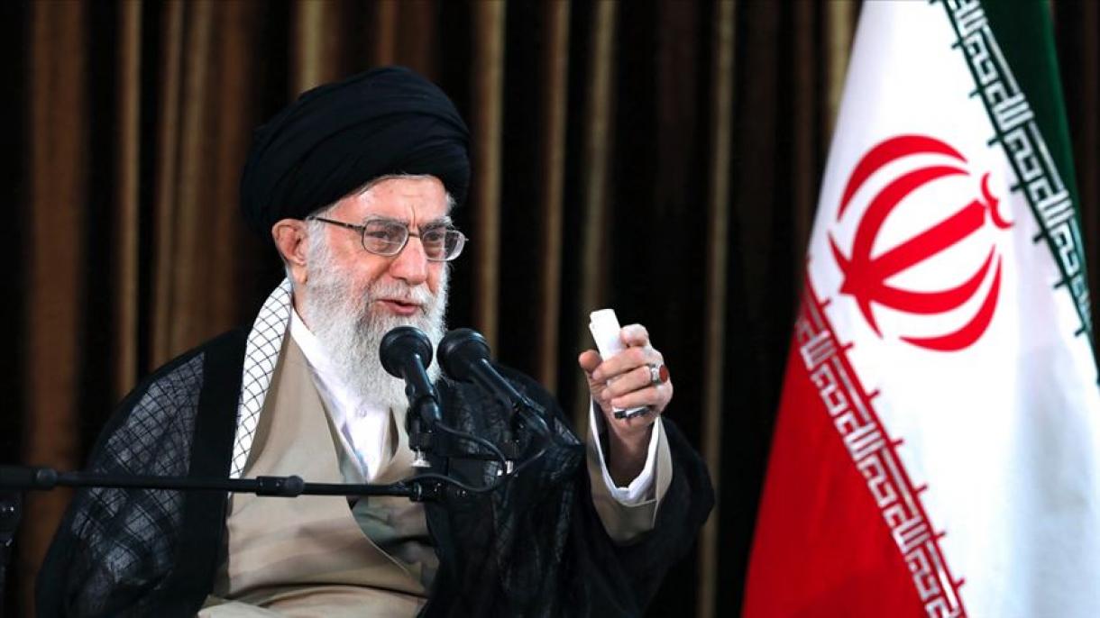 رهبر ایران: با آمریکا مذاکره نمی‌کنیم