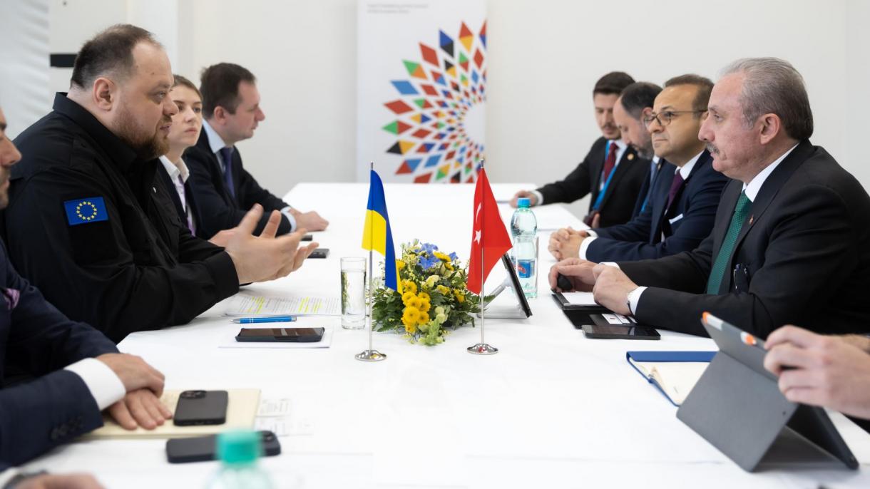 Шентоп Украина парламентинин төрагасы менен жолугушту