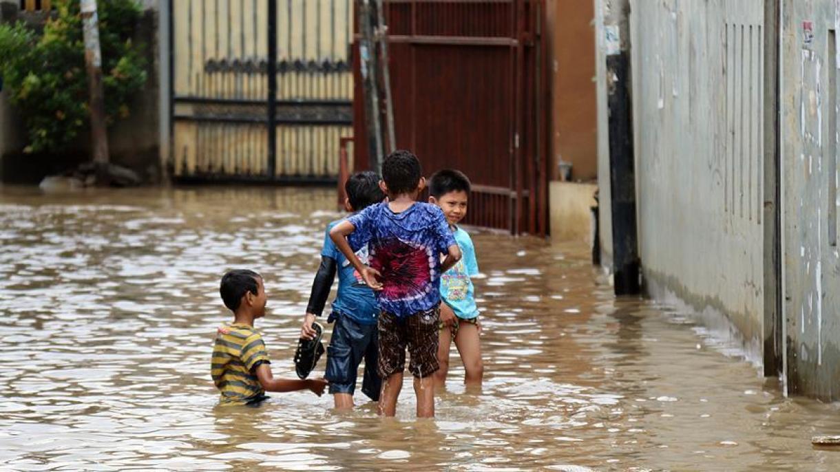 5 نفر در نتیجه جاری شدن سیل در ازبکستان جان باختند