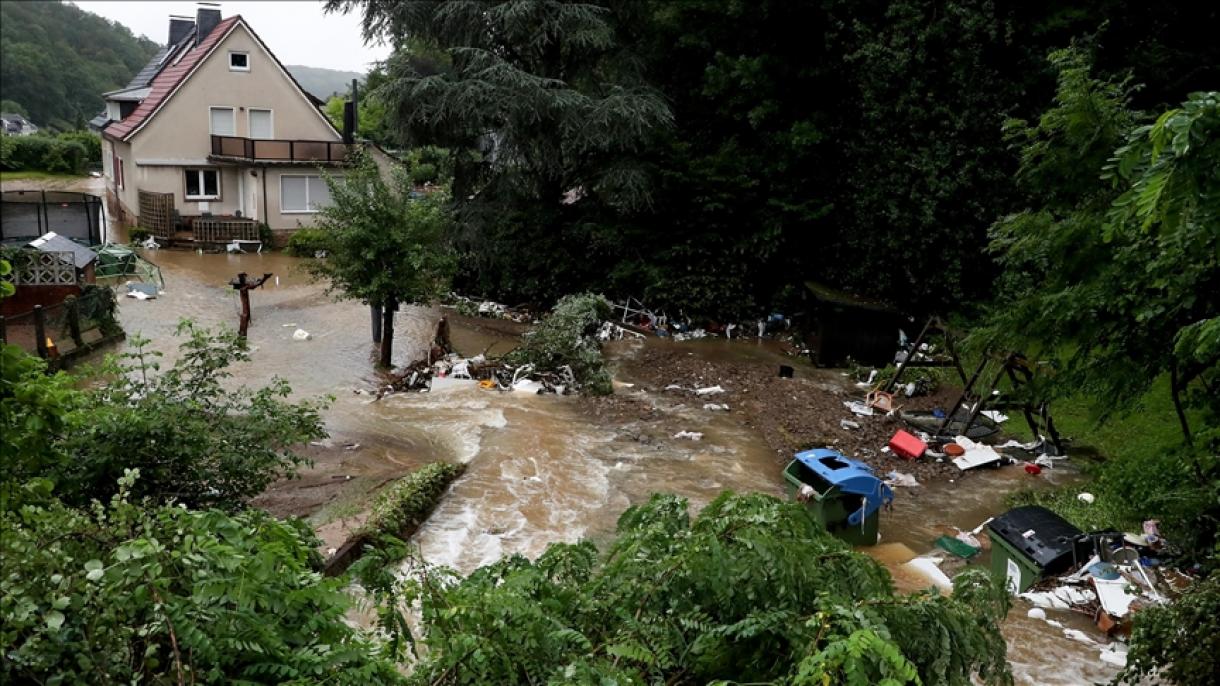 Броят на жертвите на наводненията в Германия нарасна на 81