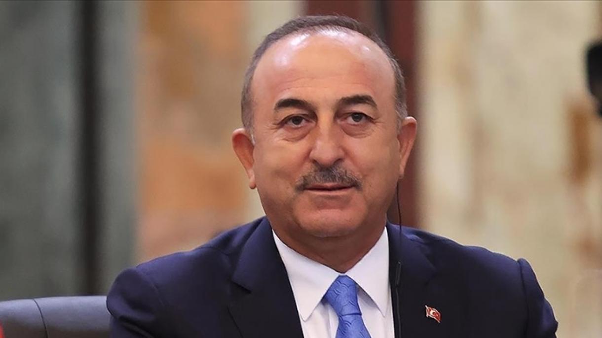 El canciller turco: “Si queremos paz en la región, todos deben seguir una política equilibrada”