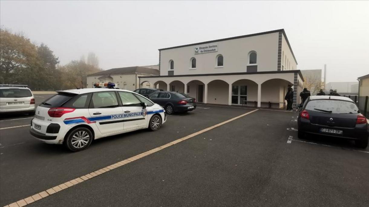 France : Deux personnes interpellées en train de taguer des expressions offensantes envers l’Islam