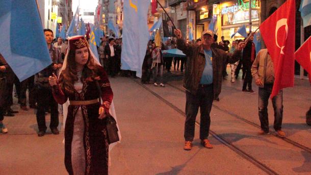 克里米亚鞑靼人纪念被流放72周年