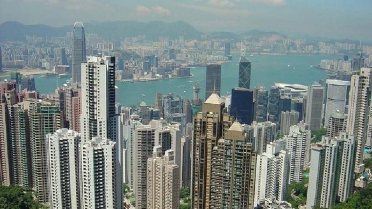 Hong Kong “città più costosa” per espatriati