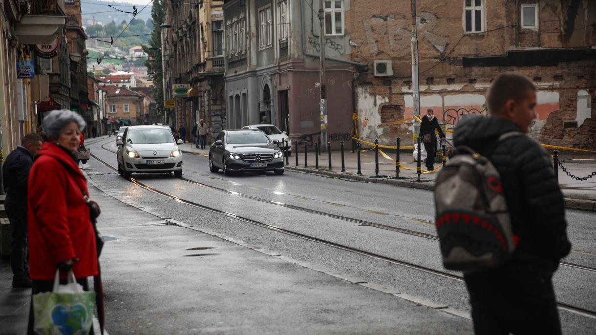 Majka koja je rodila u automobilu na tramvajskoj stanici u Sarajevu: Radila sam po instinktu