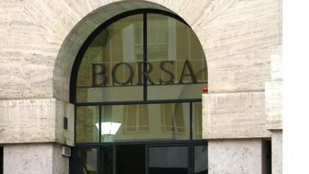 Borsa Milano apre in calo con Europa, ancora pressione su banche, UniCredit cede oltre 1%