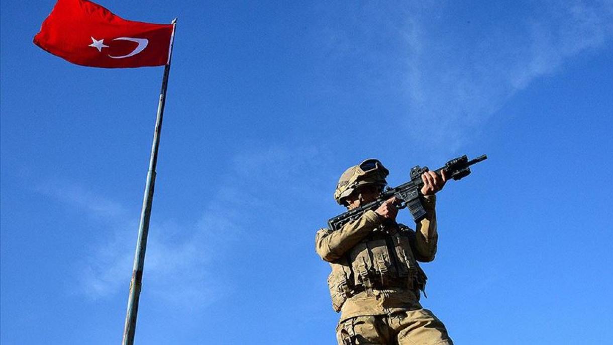 土耳其军队在秋冬季军事行动中共歼灭112名恐怖分子