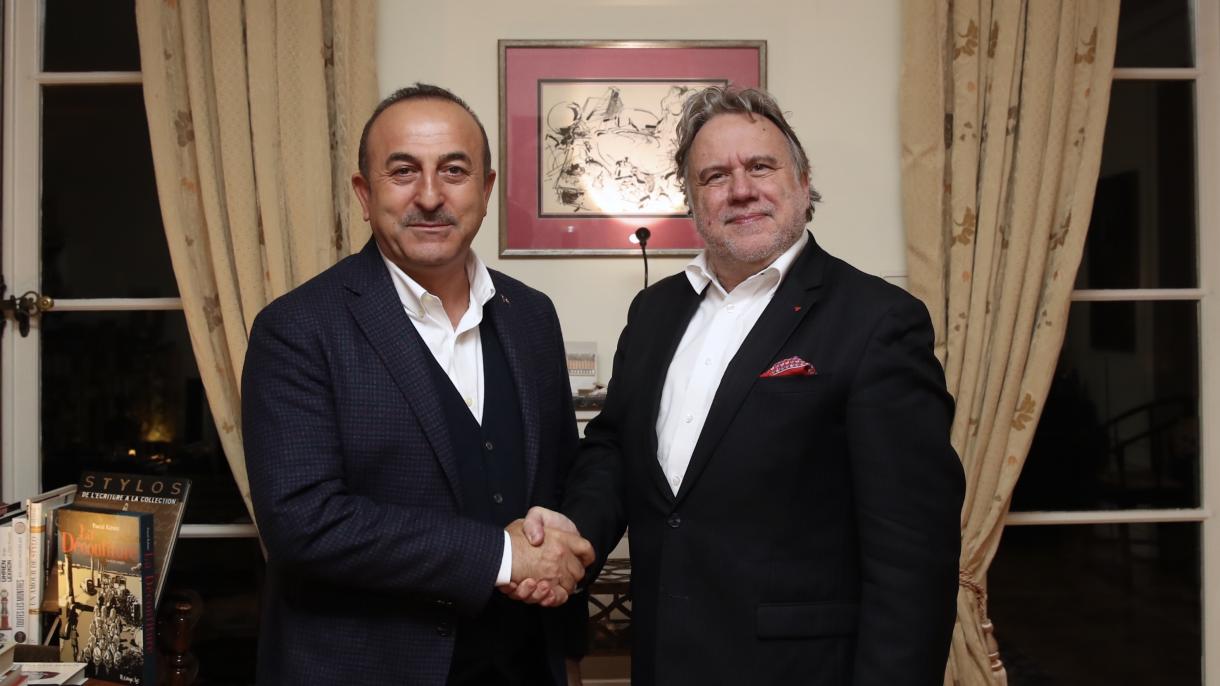 دیدار و گفتگوی وزرای خارجه ترکیه و یونان