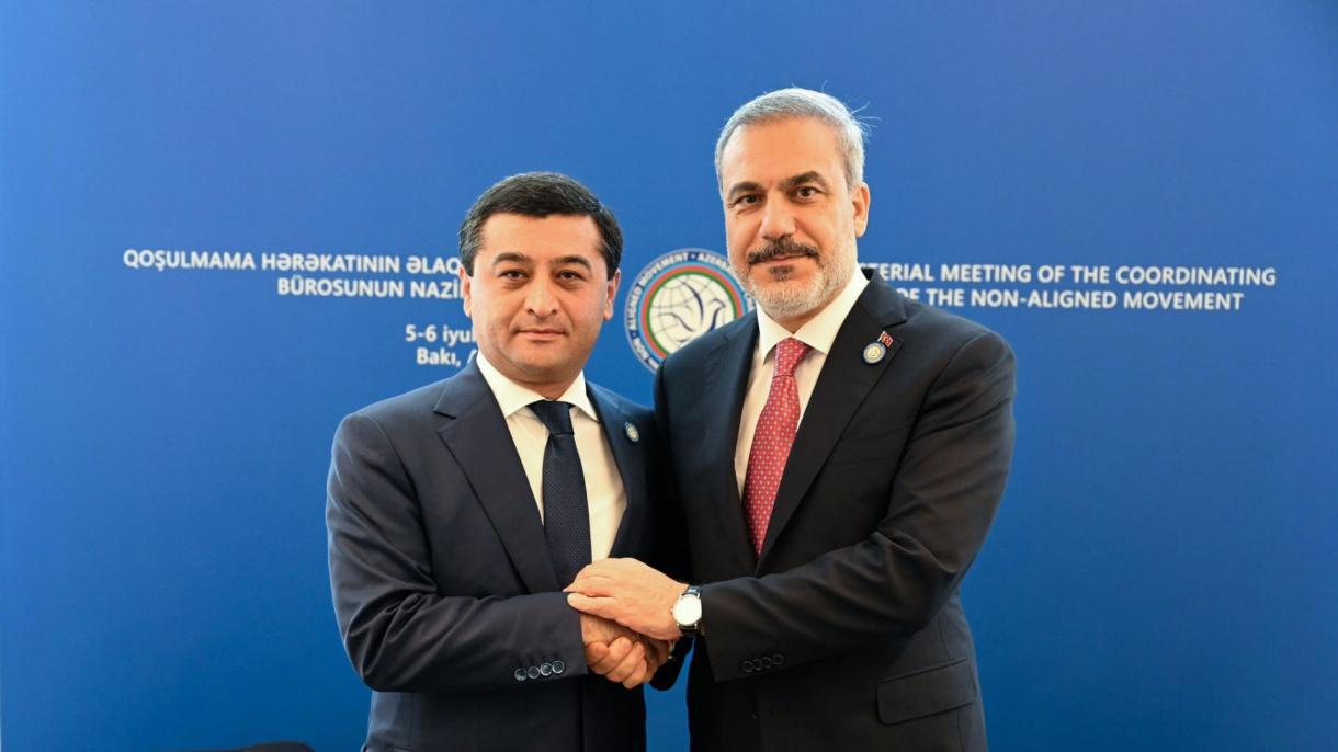 Hakan Fidan O‘zbekiston TIV rahbari Baxtiyor Saidov bilan uchrashdi