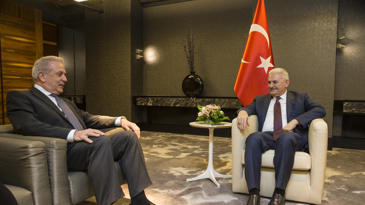 ترکیه باش وزیری: اوروپا وعده لری گه وفا قیلمه دی